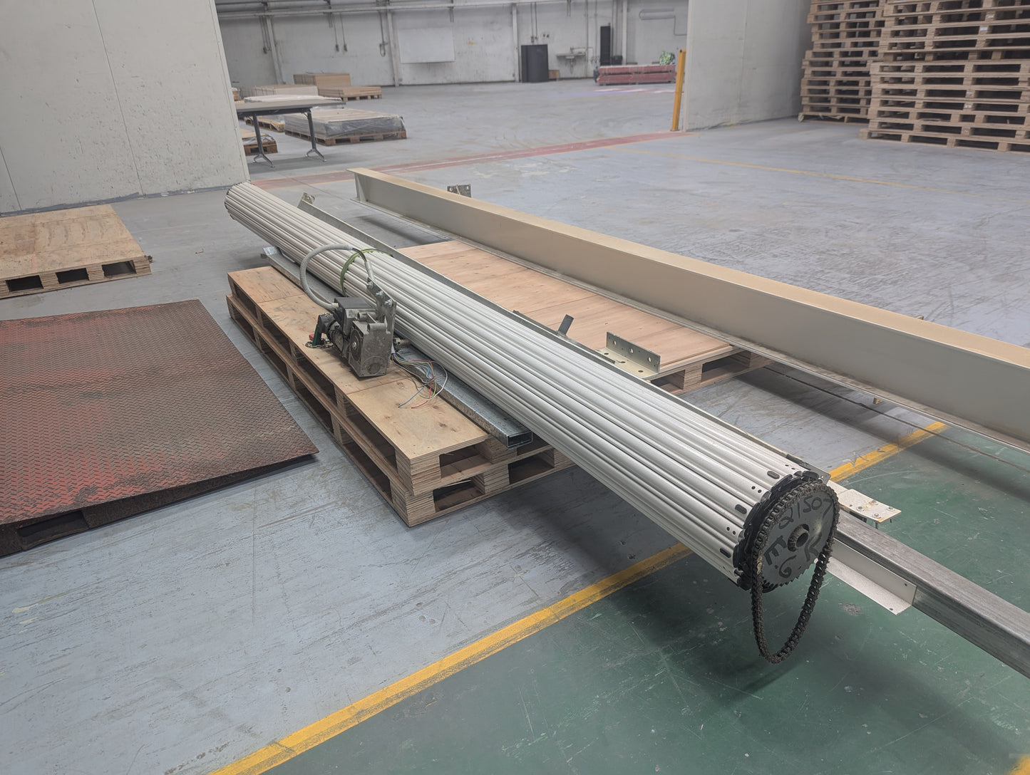 Roller Door - Creamy White